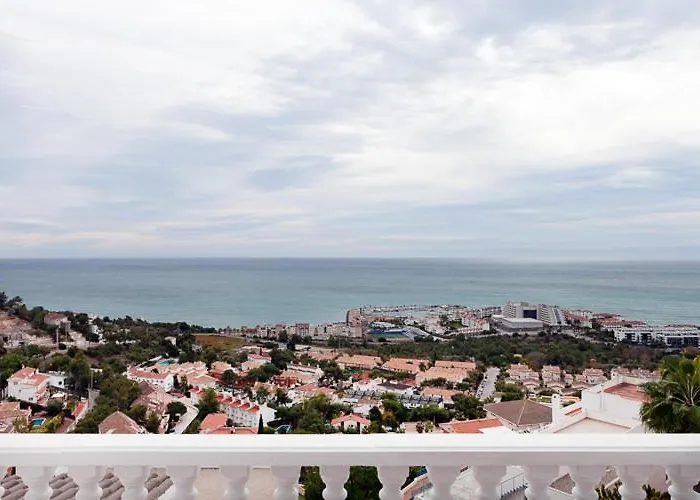 Exclusive With Private Pool In * Σίτζες