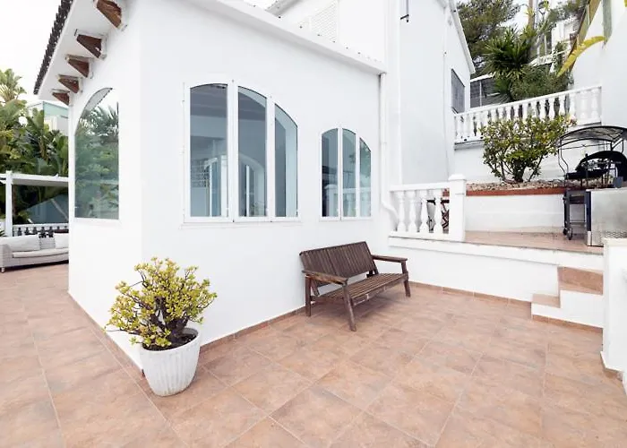 Βίλα Exclusive With Private Pool In Σίτζες