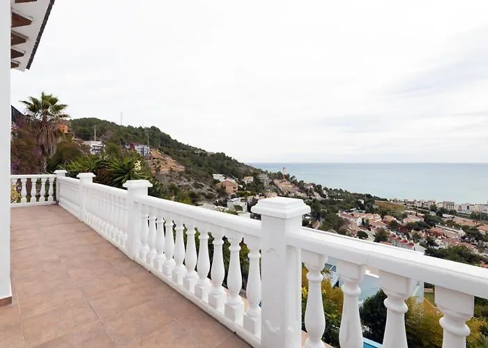 Exclusive With Private Pool In Sitges