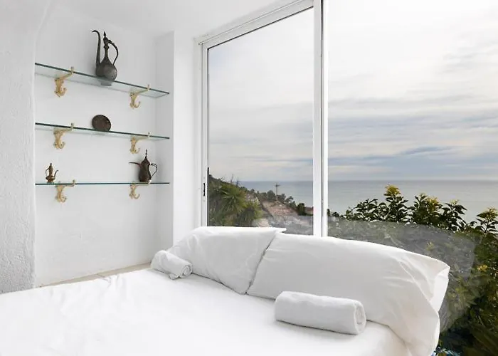 Exclusive With Private Pool In Sitges