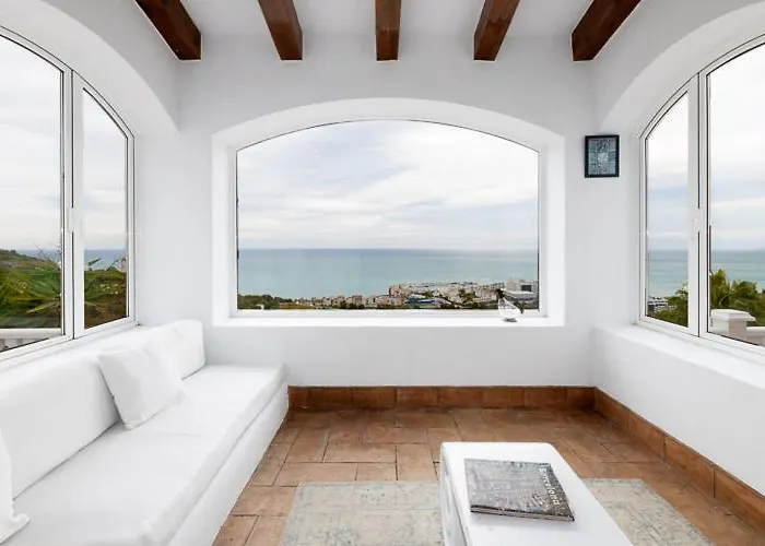 Exclusive With Private Pool In *