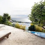 Villa Exclusive With Private Pool In