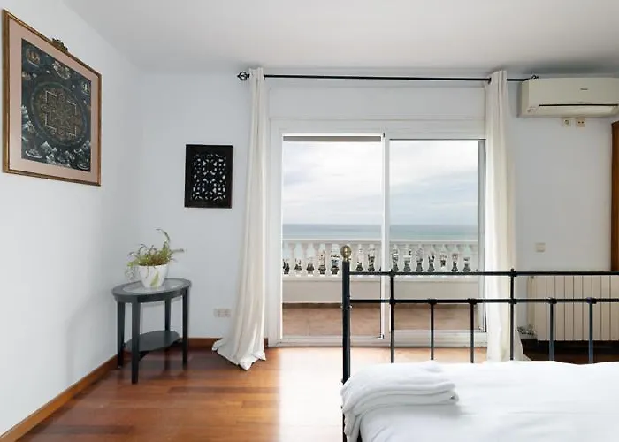 Exclusive With Private Pool In